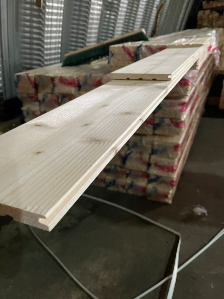 Имитация бруса 17х140х4000 А Хвоя 0.56м2